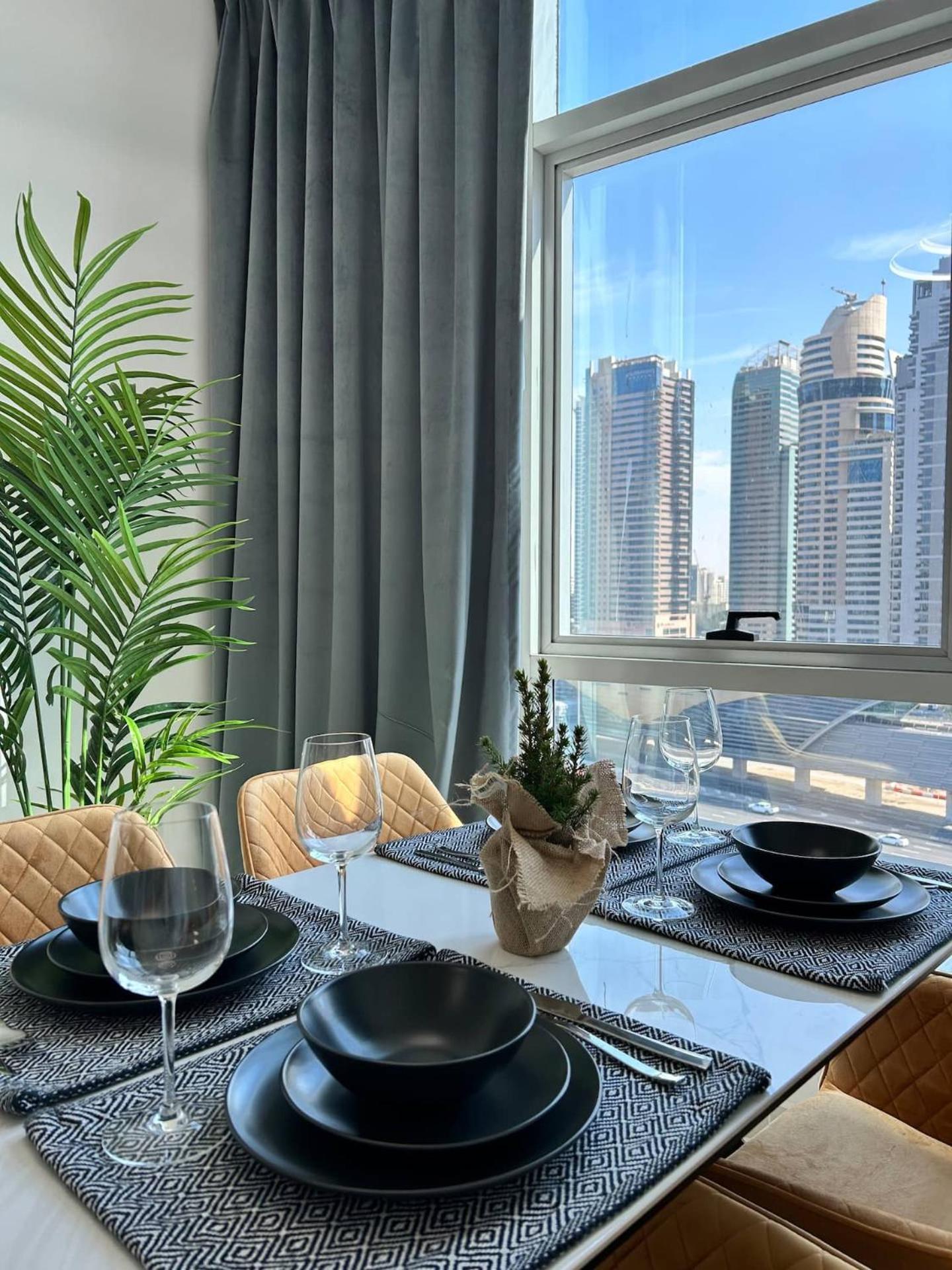 Charming One Bedroom In Marina * Dubai