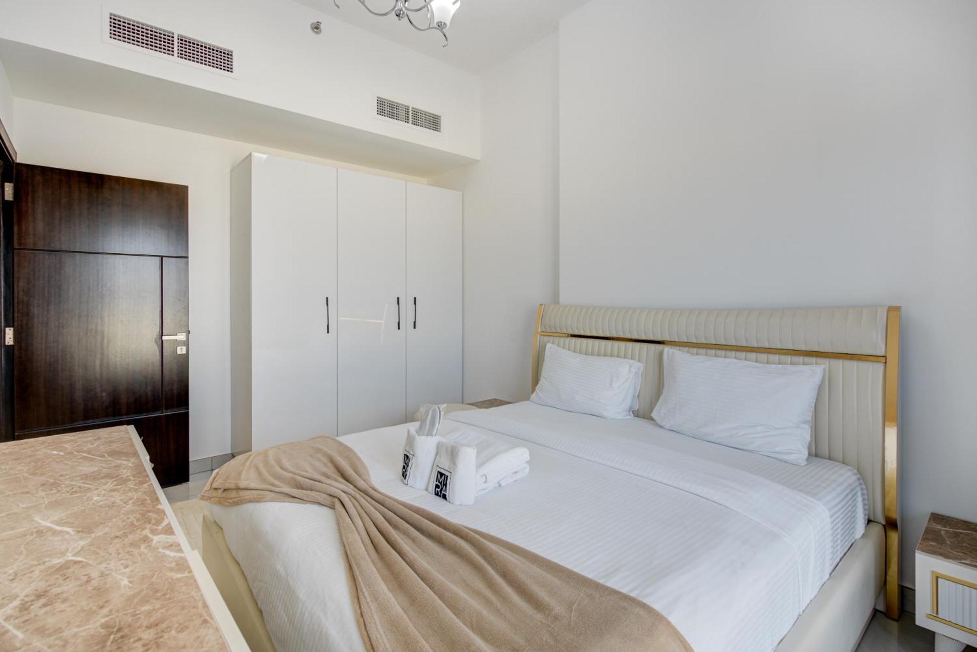 Mira Homes -newly 2 Bedroom Close To Metro. Apartment Dubai