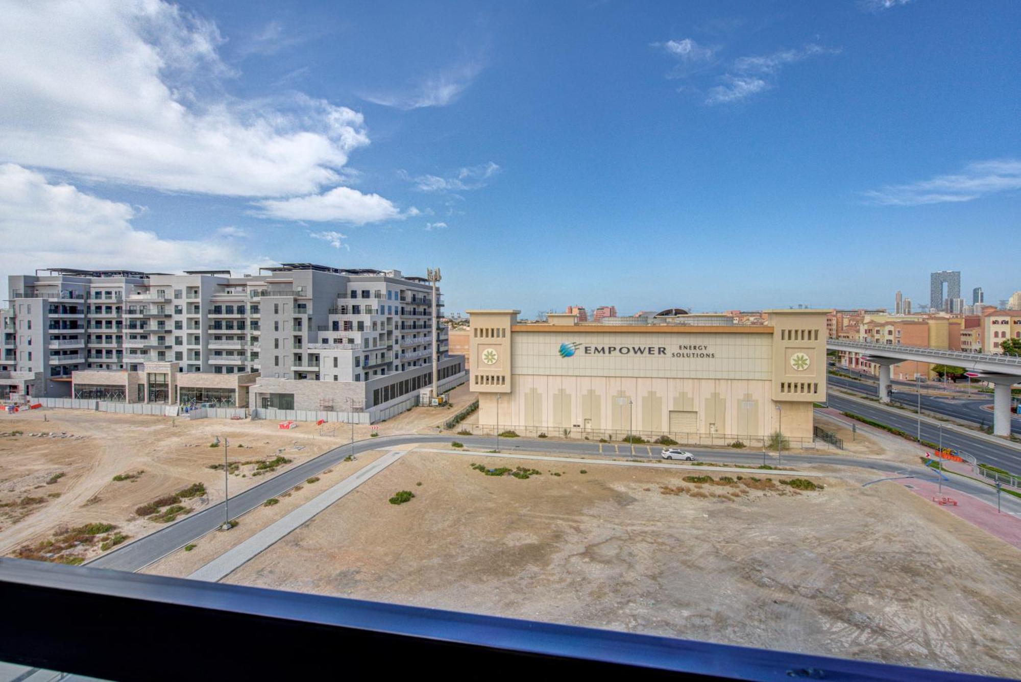 Mira Homes -newly 2 Bedroom Close To Metro. Apartment *