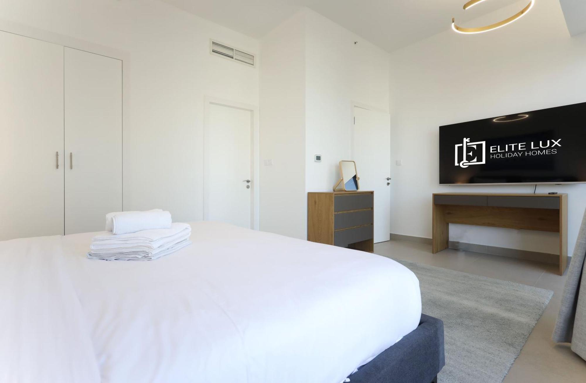Elite Lux Homes - Beachside Haven Stylish 1 Bhk In Jbr