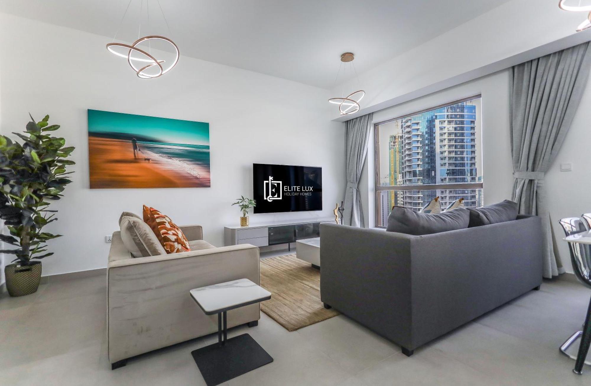 Elite Lux Homes - Beachside Haven Stylish 1 Bhk In Jbr Apartment *