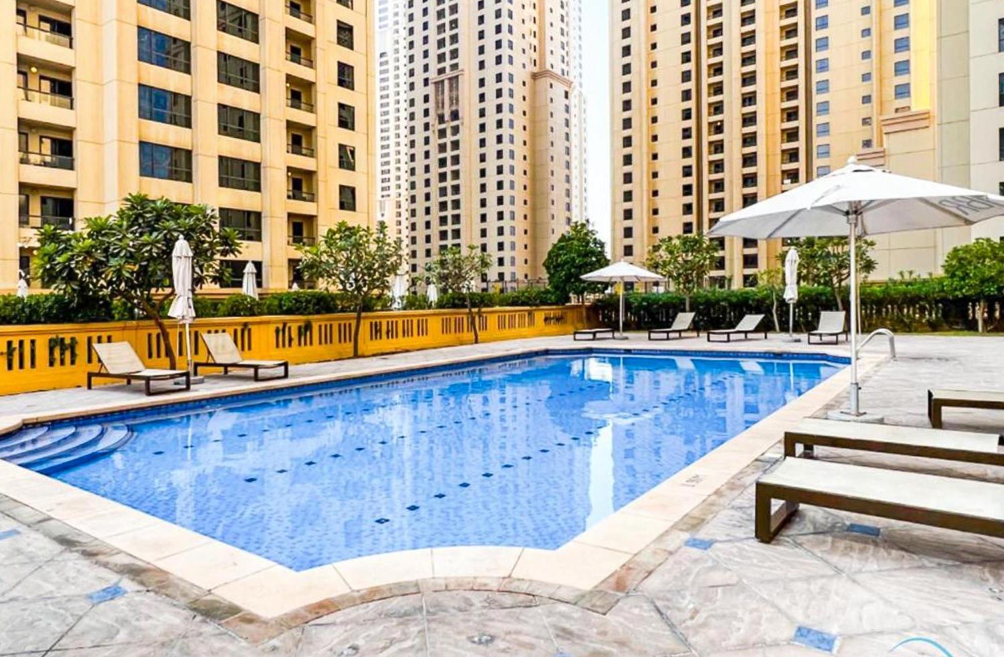 Elite Lux Homes - Beachside Haven Stylish 1 Bhk In Jbr *