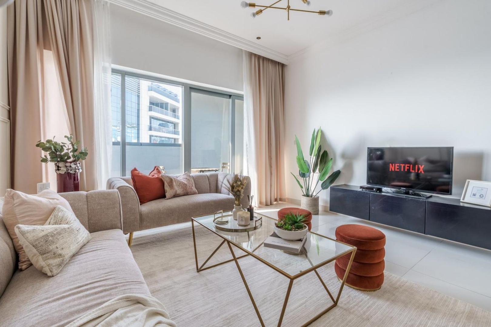 Guestready - Beige Elegance In Business Bay Apartment Dubai