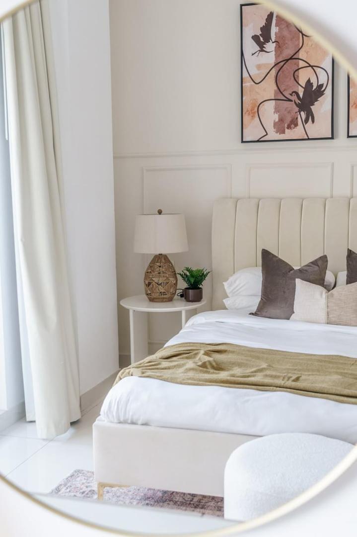 Guestready - Beige Elegance In Business Bay *