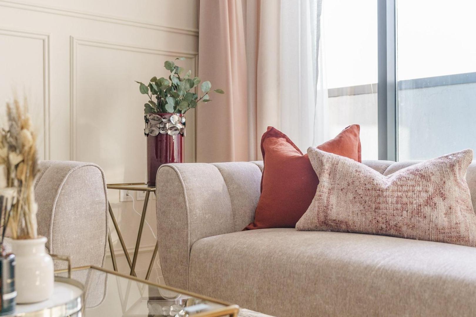 Guestready - Beige Elegance In Business Bay Apartment Dubai