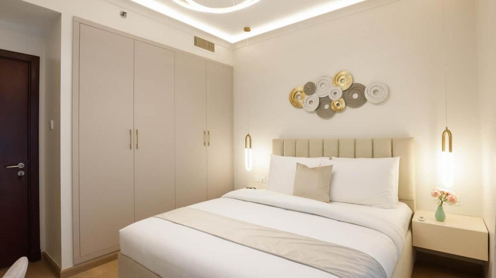 Exquisite 2-bedroom With Sea View Apartment *