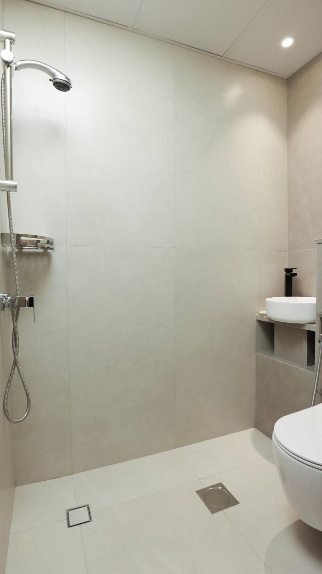 Exquisite 2-bedroom With Sea View *