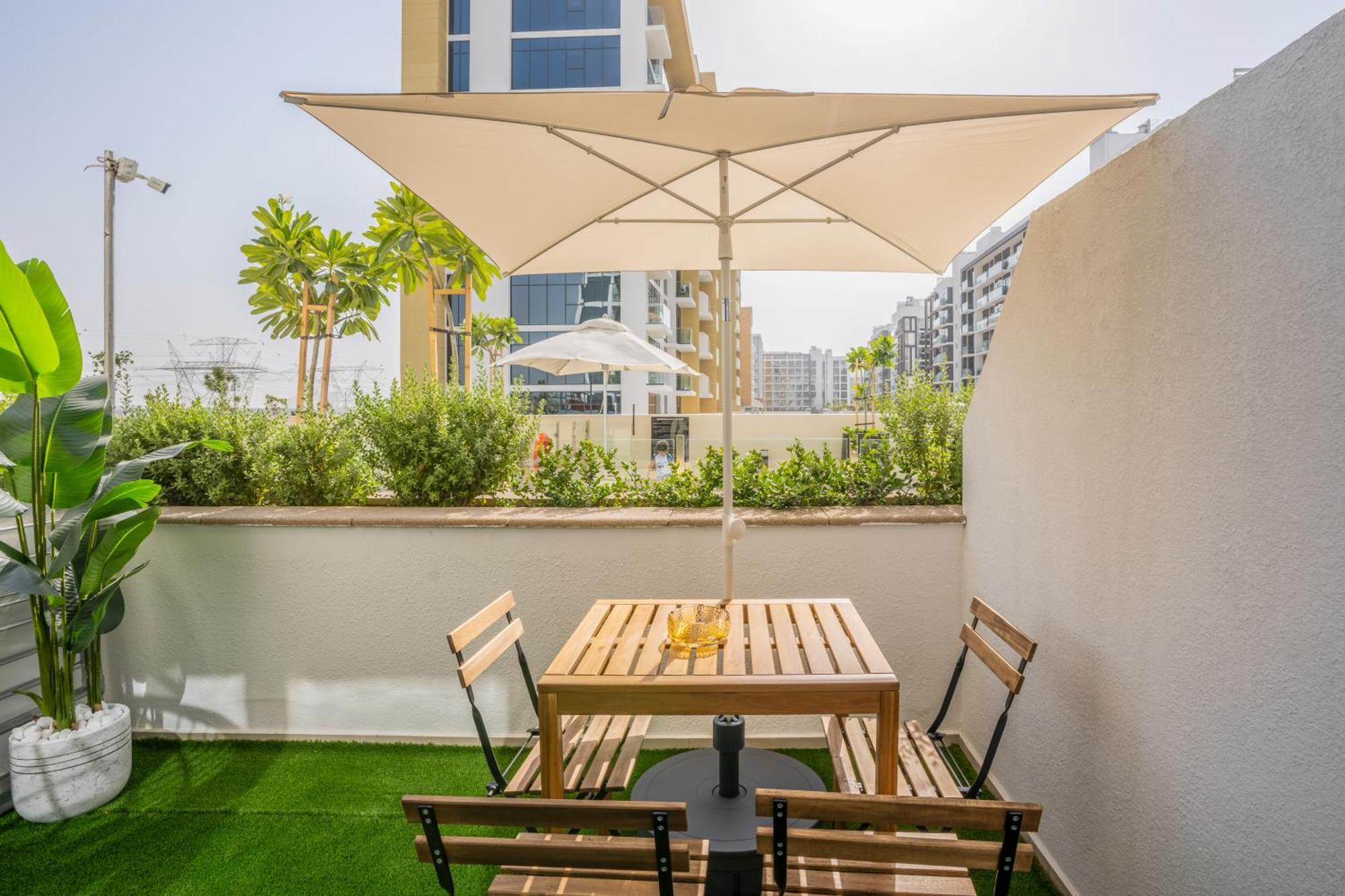 Zapbed House - Azizi Riviera Apartment *
