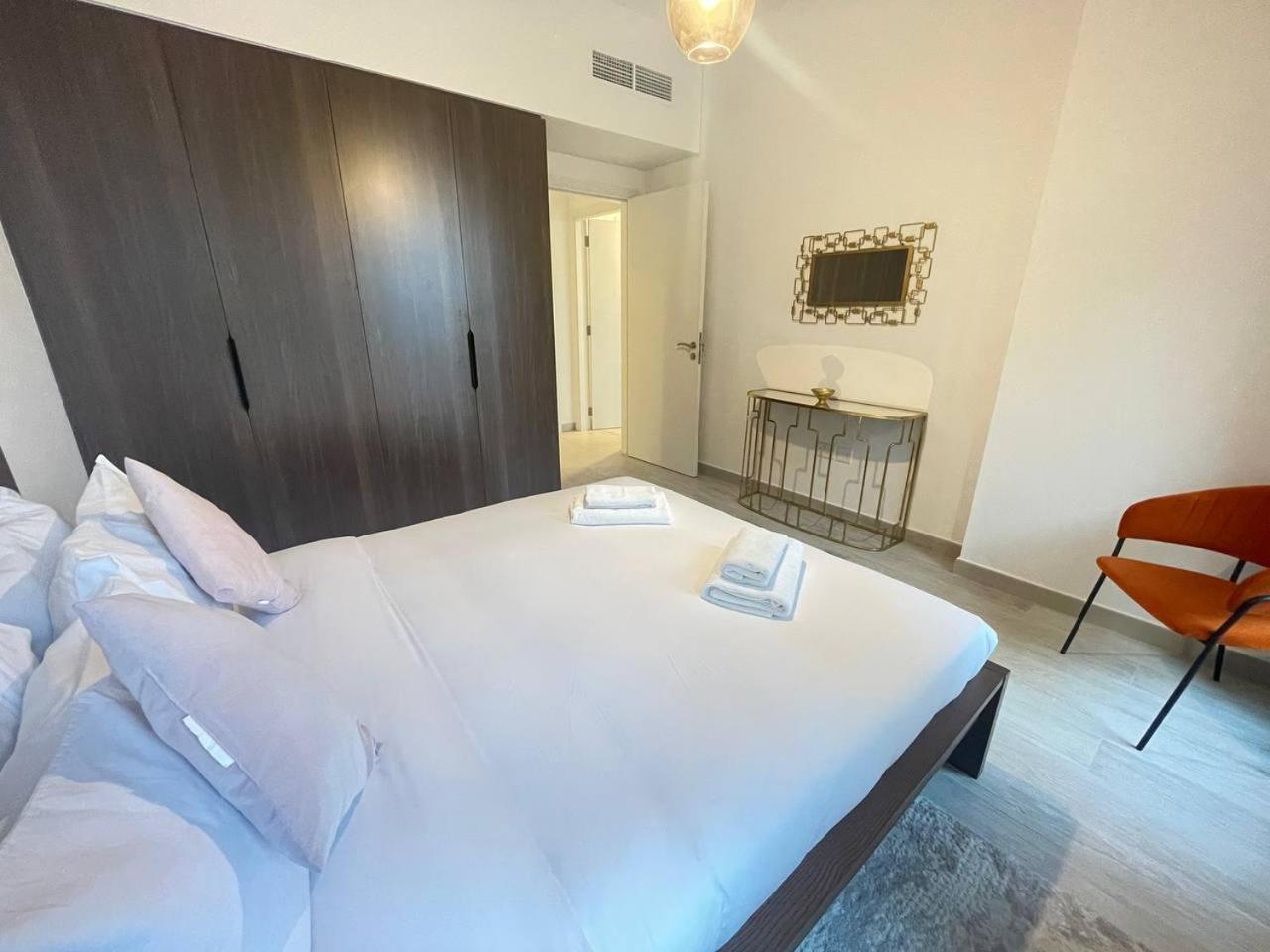 Apartment Luxe & Comfy Madinat Jumeirah - Apartment With Scenic Views - Pool Managed By Sunnyhomes Dubai