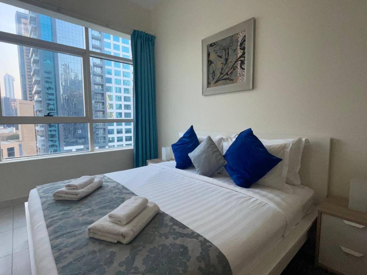 Apartment Very Convenient Steps To Metro And Marina Mall Managed By Sunnyhomes Dubai