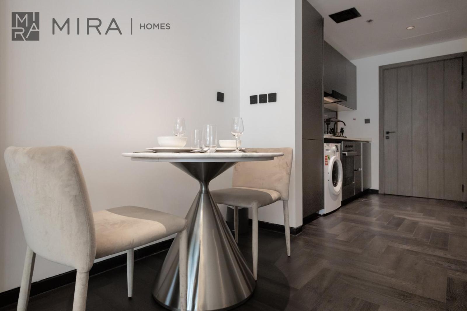 Mira Homes - Newly With Beautiful View Apartment