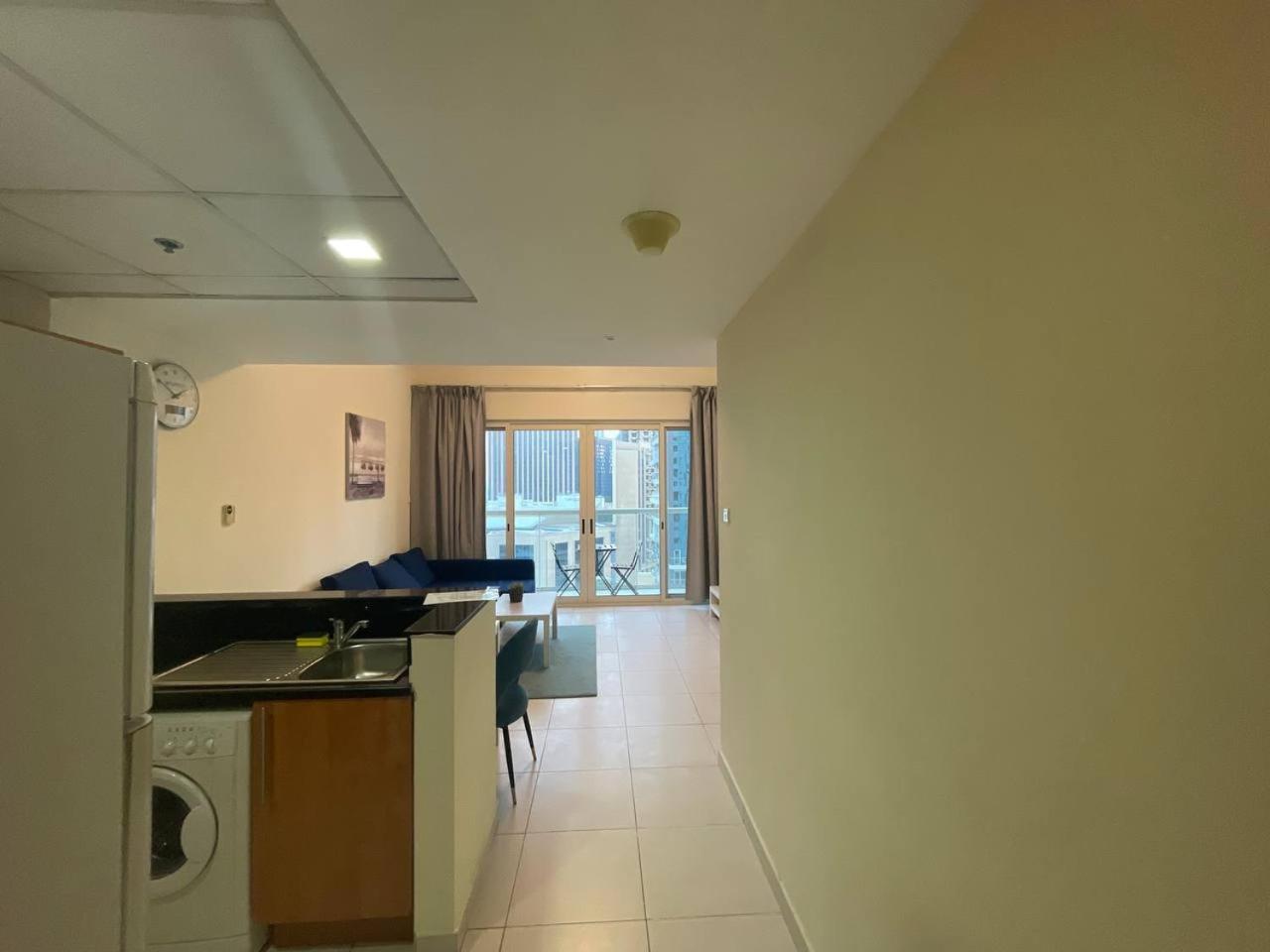 Apartment Very Convenient Steps To Metro And Marina Mall Managed By Sunnyhomes Dubai