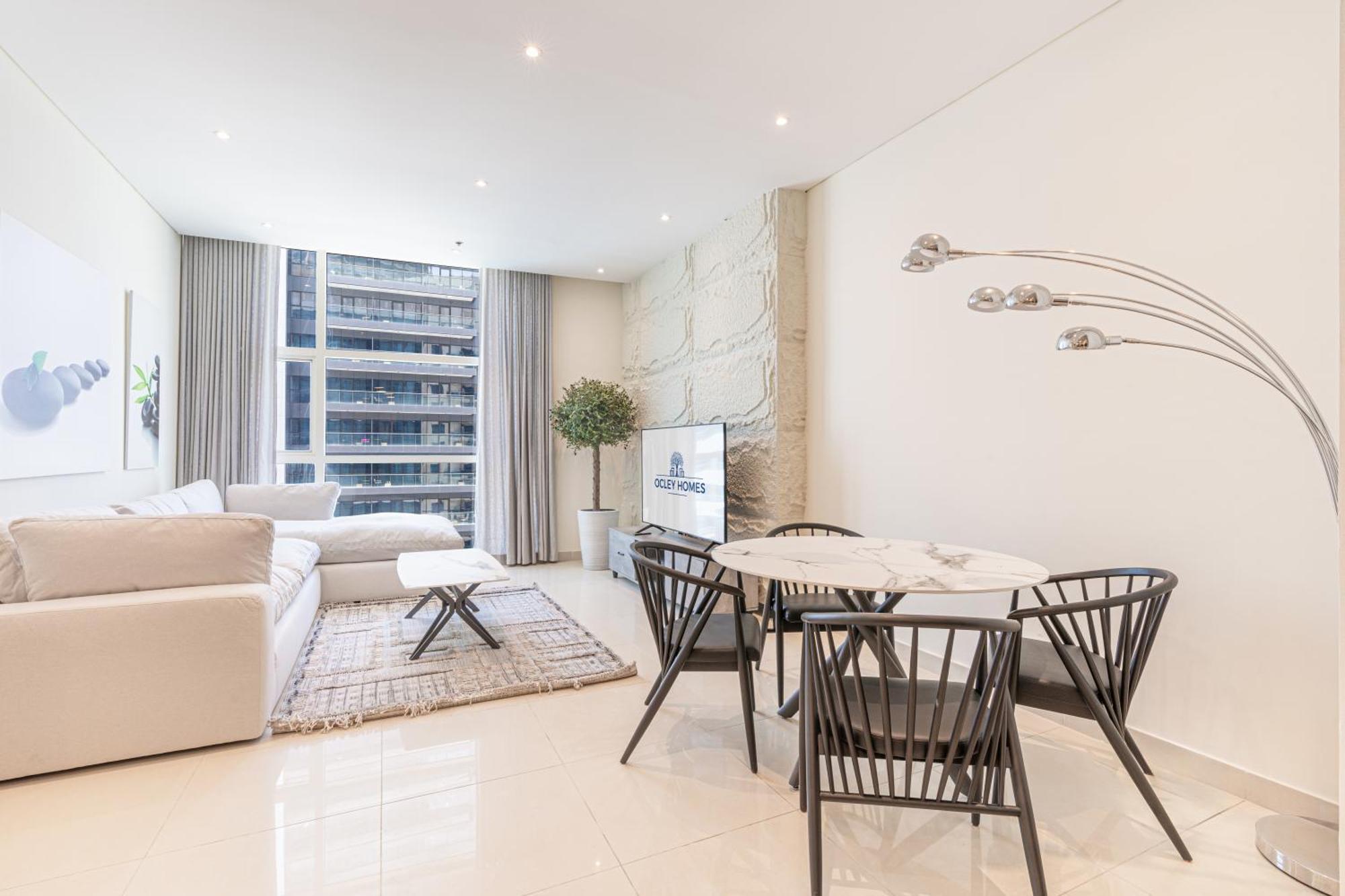 Beautiful 1br In The Heart Of Marina Next To Metro Apartment Dubai