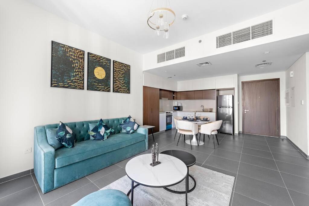 Apartment Stylish 1 Bedroom High Floor In Creek Edge *