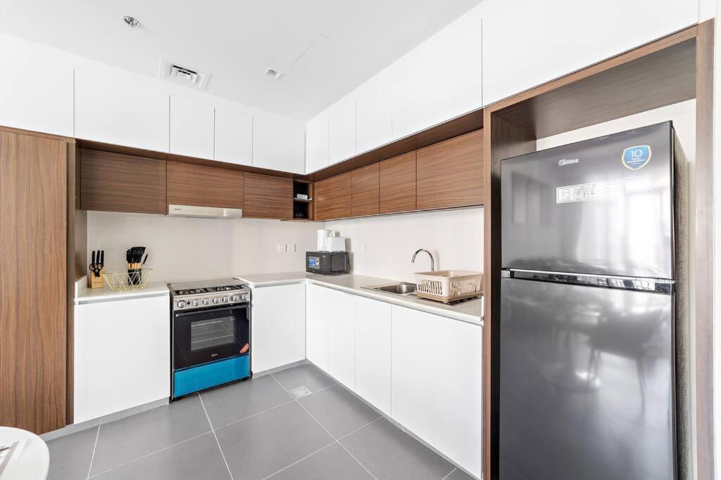 Apartment Stylish 1 Bedroom High Floor In Creek Edge