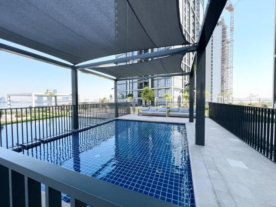 Stylish 1 Bedroom High Floor In Creek Edge Dubai