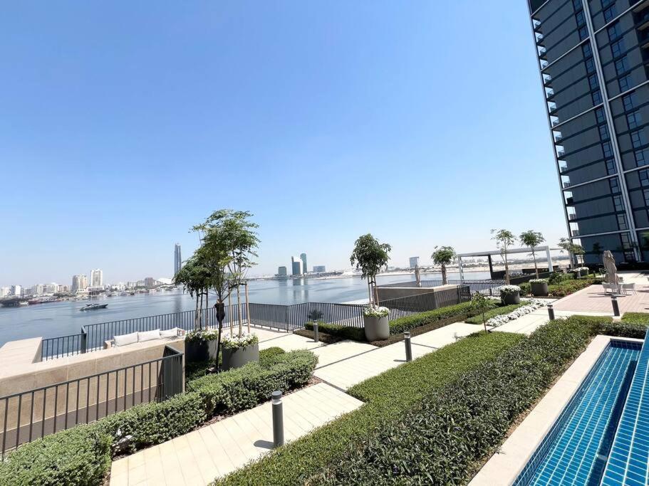 Stylish 1 Bedroom High Floor In Creek Edge Apartment