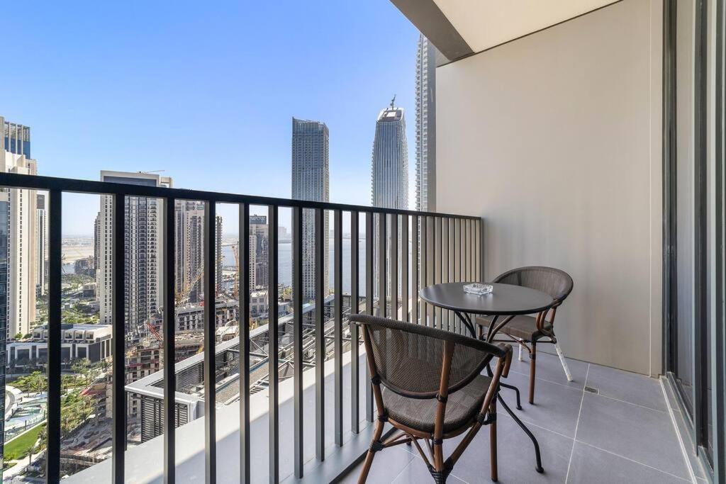 Stylish 1 Bedroom High Floor In Creek Edge Dubai