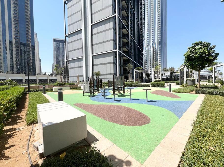 Apartment Stylish 1 Bedroom High Floor In Creek Edge *