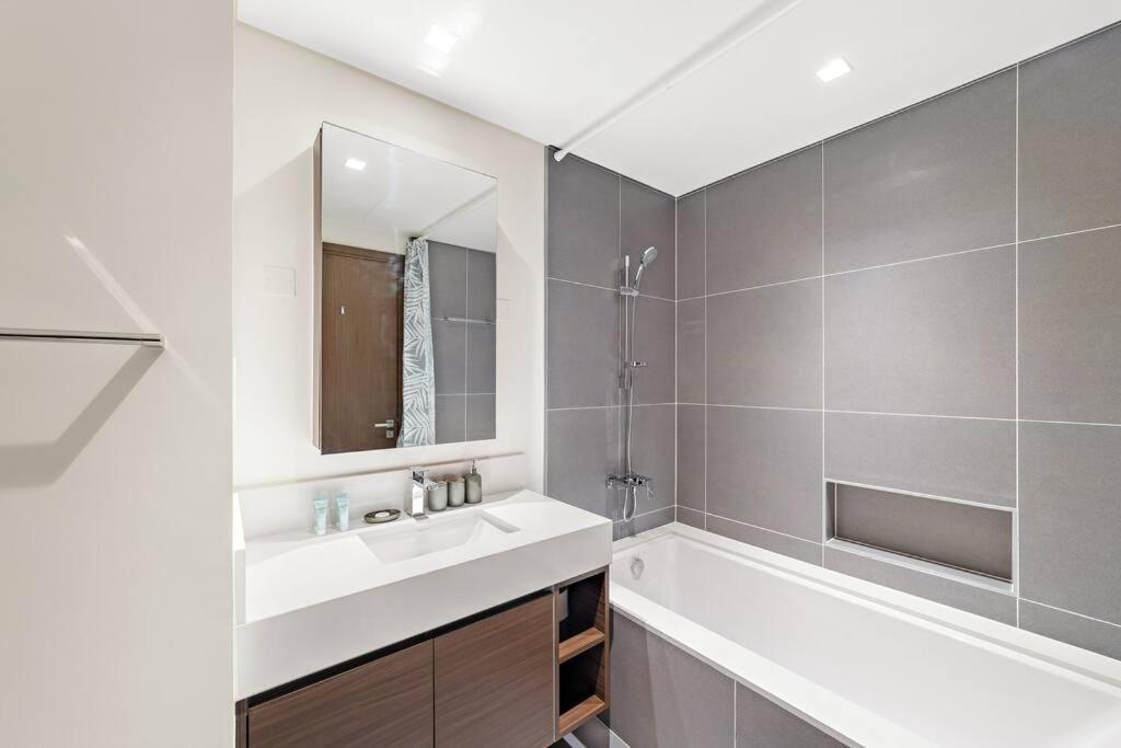 Elegant 1 Bedroom In Creek Edge