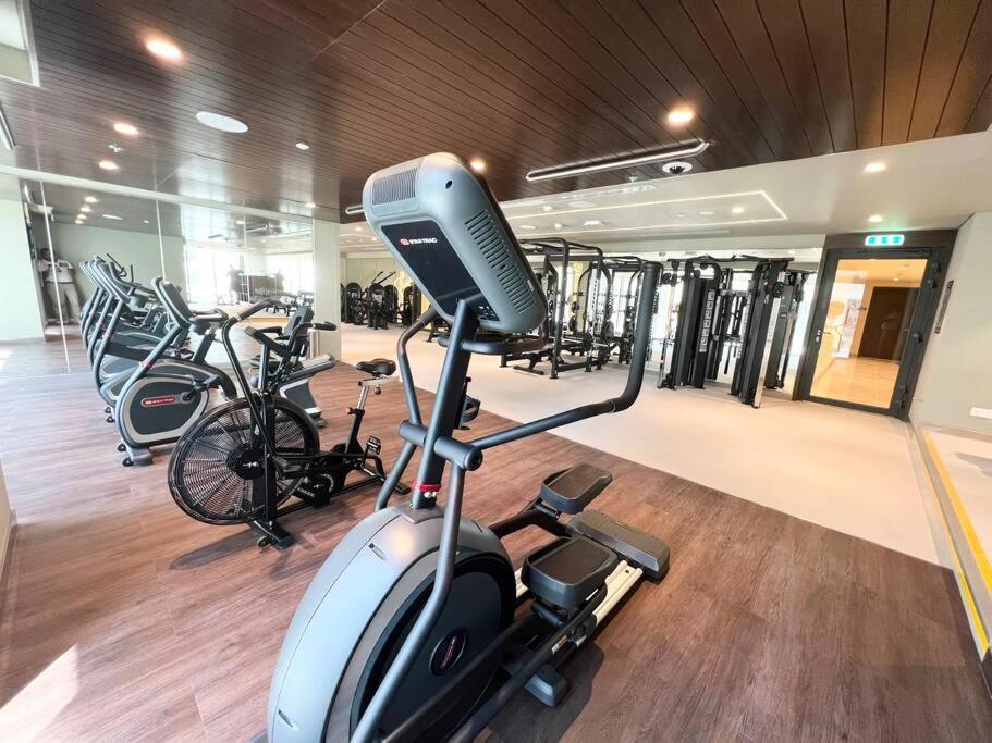 Apartment Elegant 1 Bedroom In Creek Edge Dubai