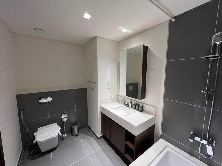 Elegant 1 Bedroom In Creek Edge Apartment