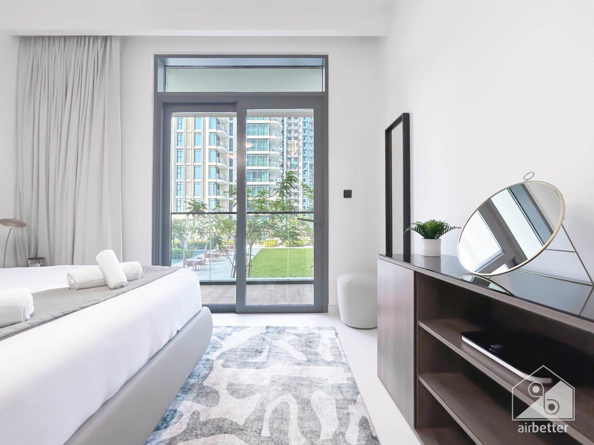 Cozy Beachfront 2b & Balcony In Marina Vista Dubai