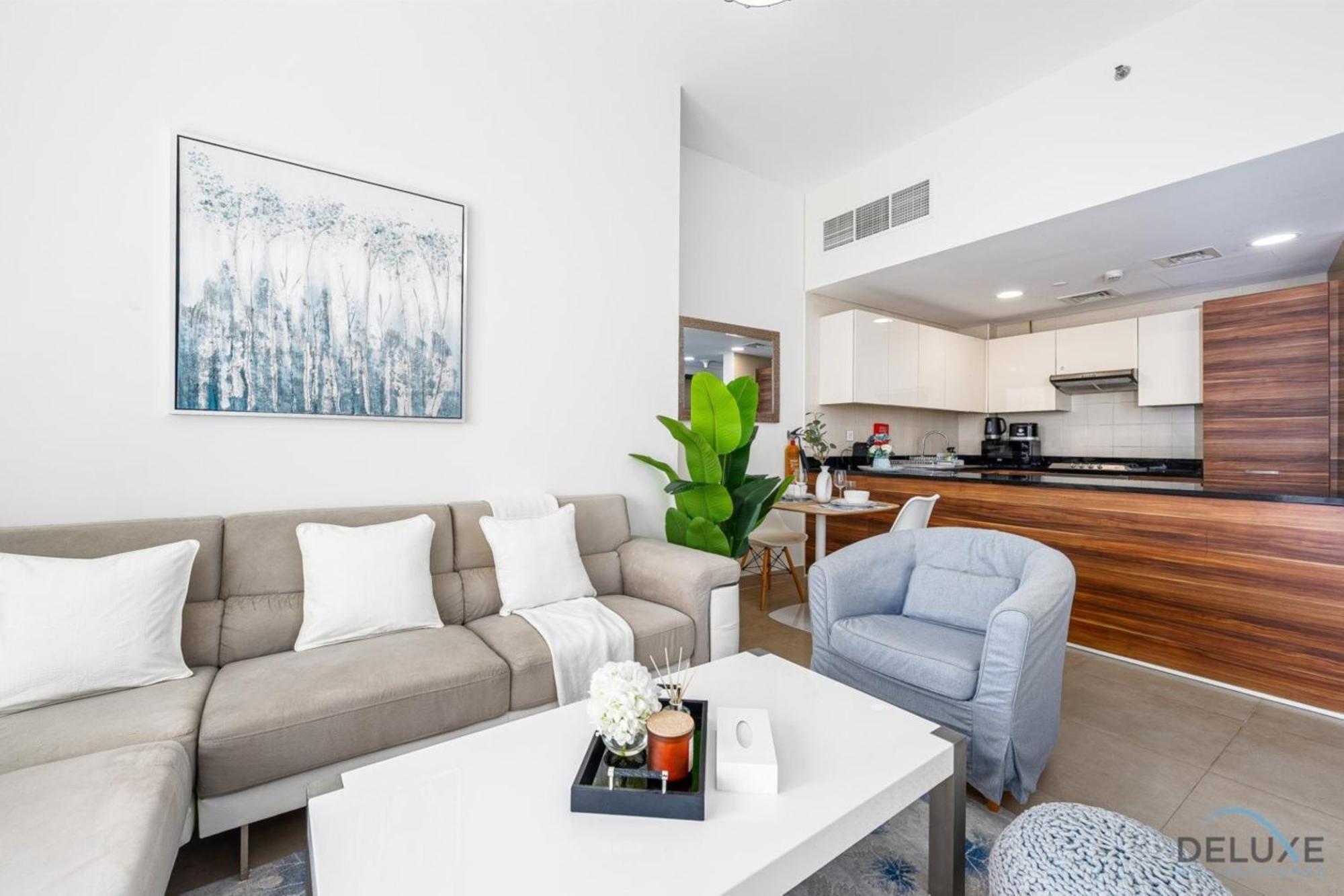 Charming 1br In Sparkle Tower 1, Marina By Deluxe Homes Dubai