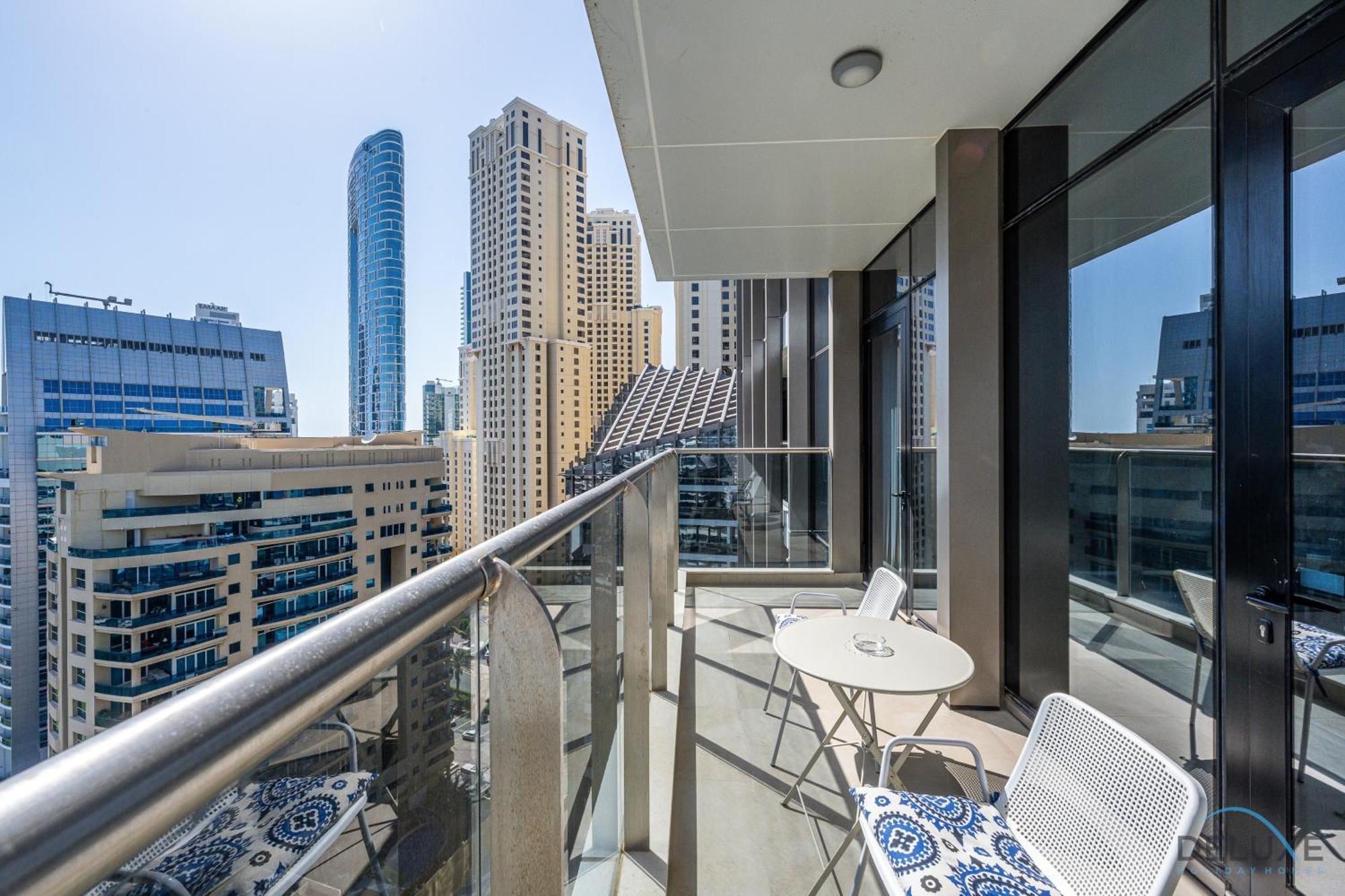 Charming 1br In Sparkle Tower 1, Marina By Deluxe Homes Dubai