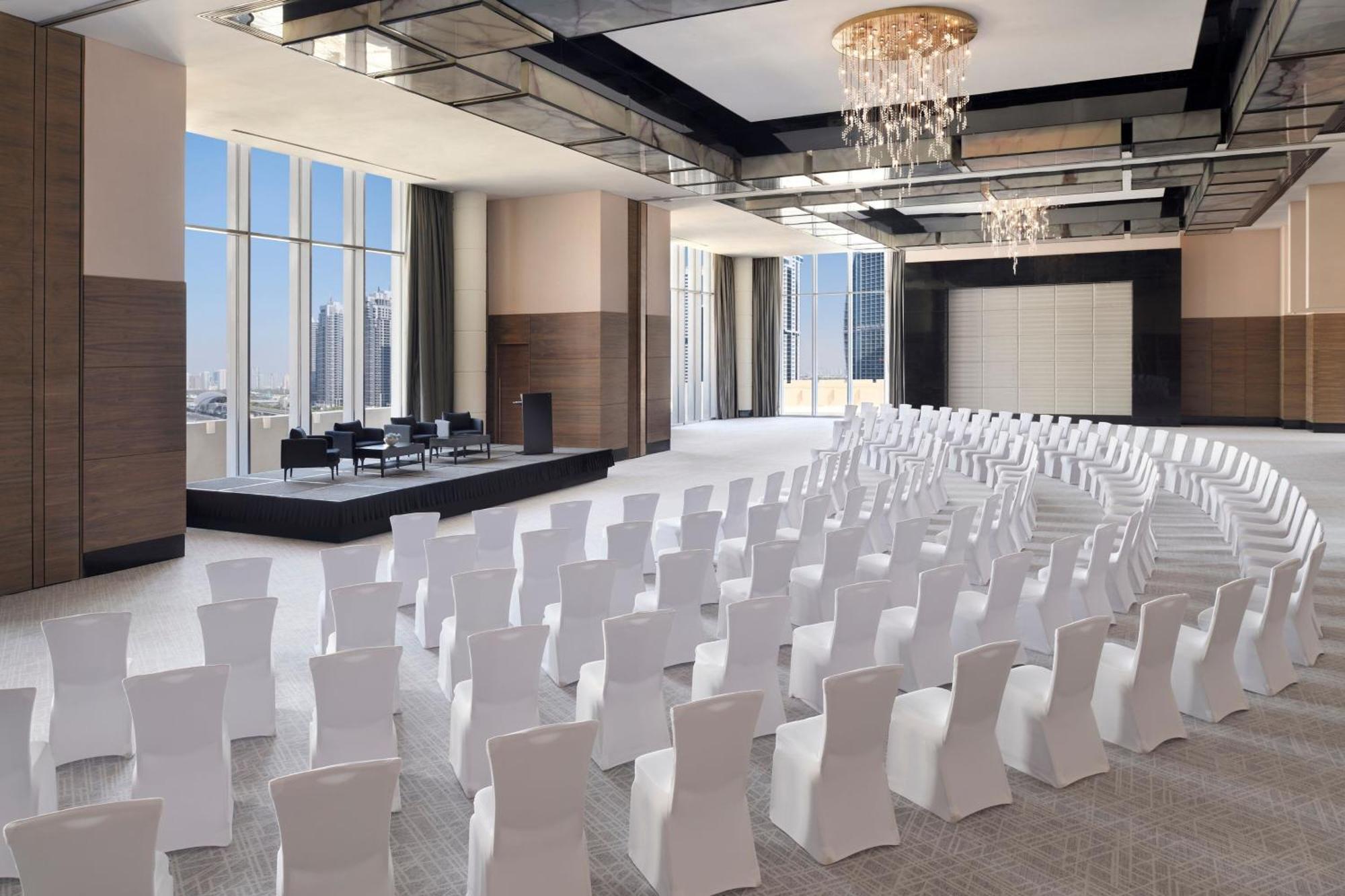 Jw Marriott Marina Hotel