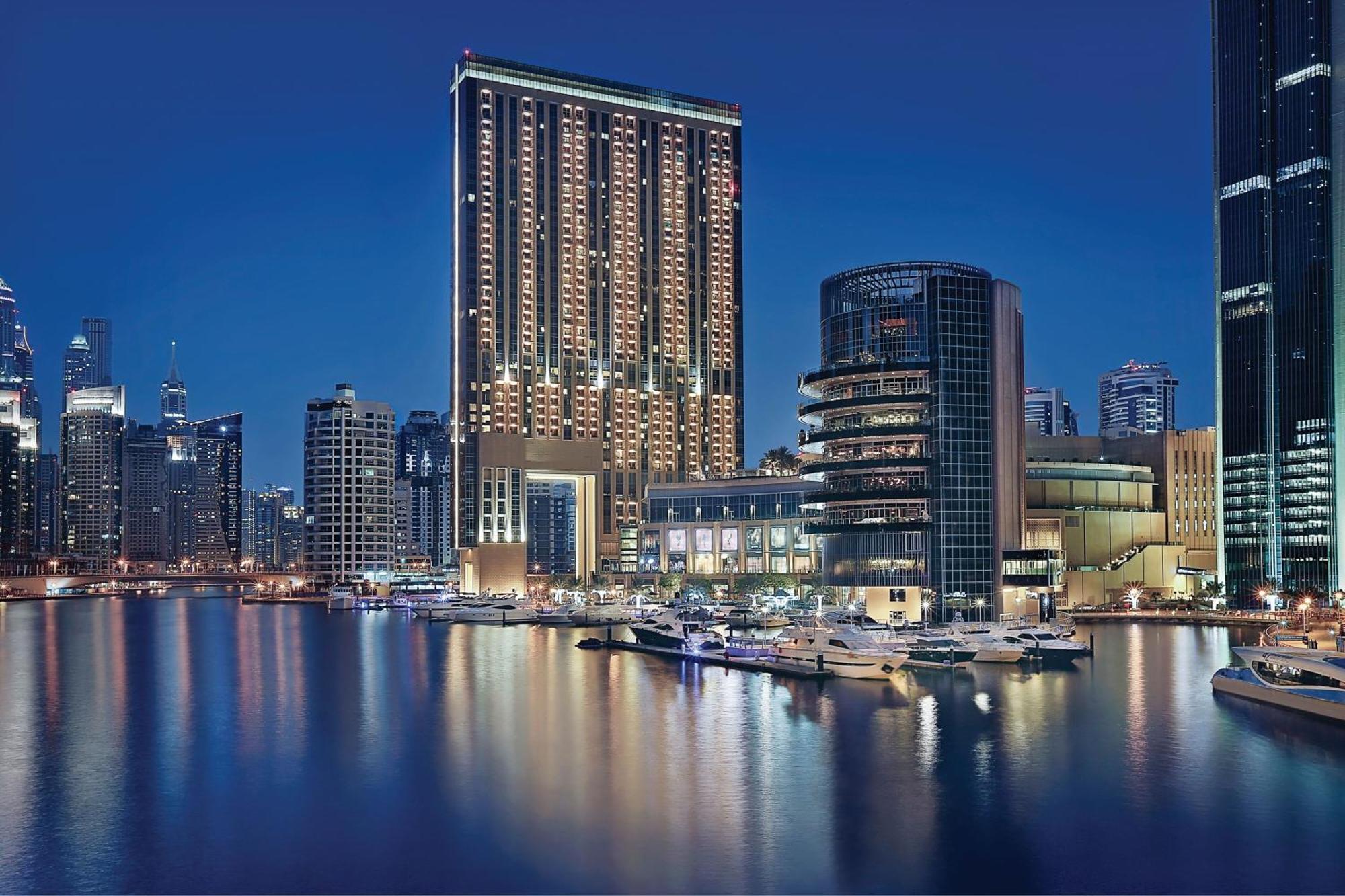 Jw Marriott Marina Hotel