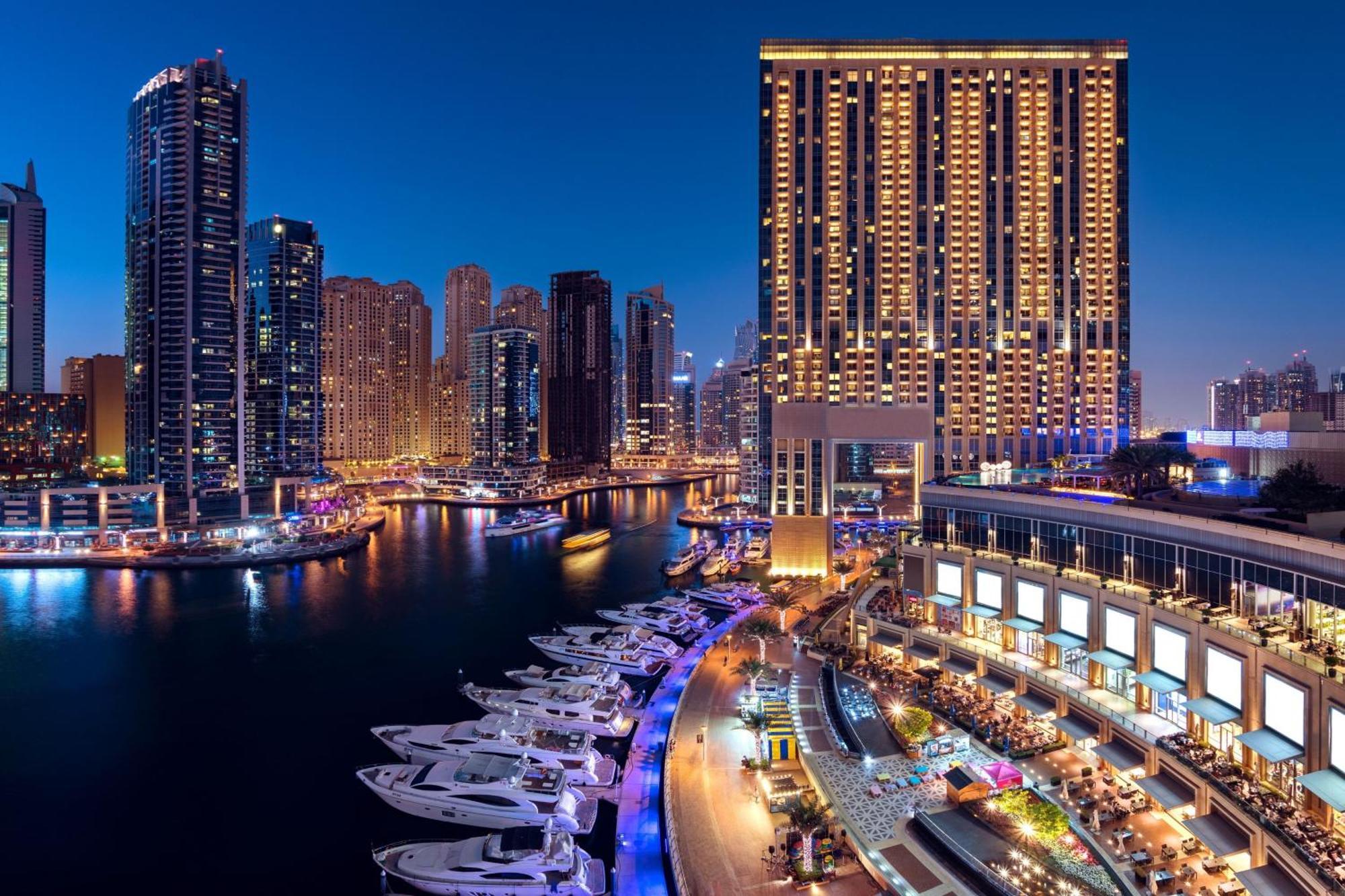 Jw Marriott Marina 5*