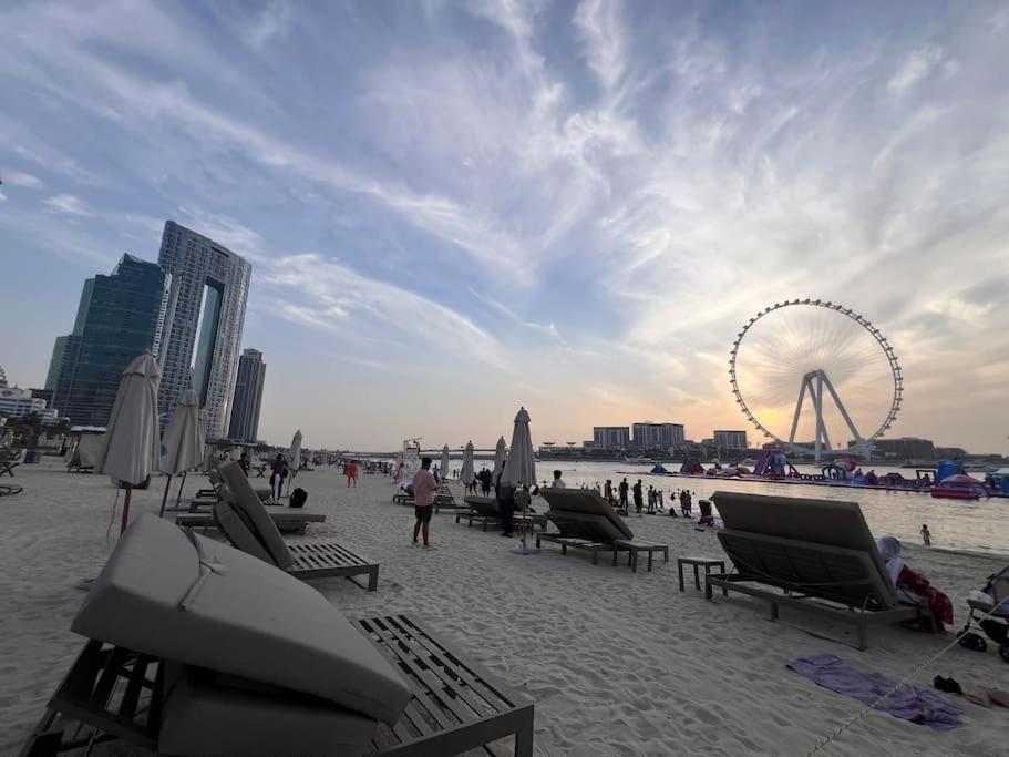 Apartment Jumeirah Residents, Free Parking Dubai