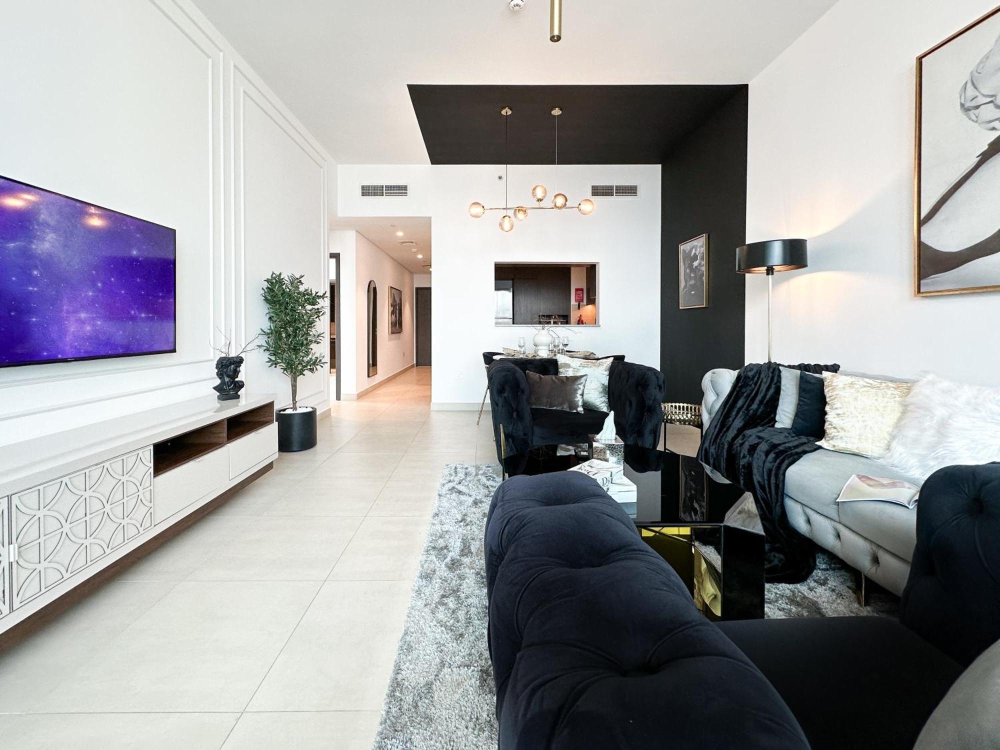 Stylish 2 Bedroom Dior-inspired Connected To Mall Apartment Dubai