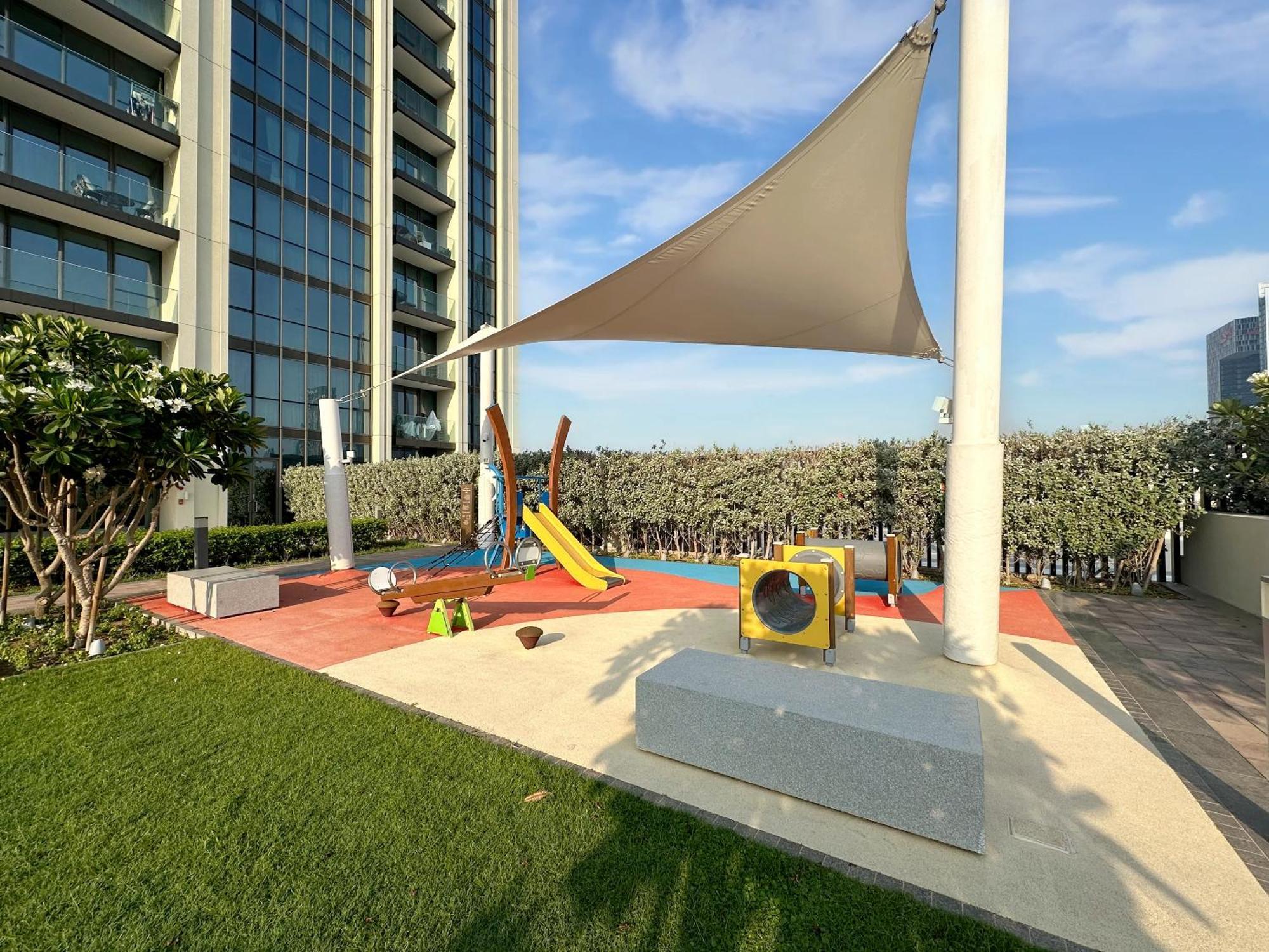 Stylish 2 Bedroom Dior-inspired Connected To Mall Dubai