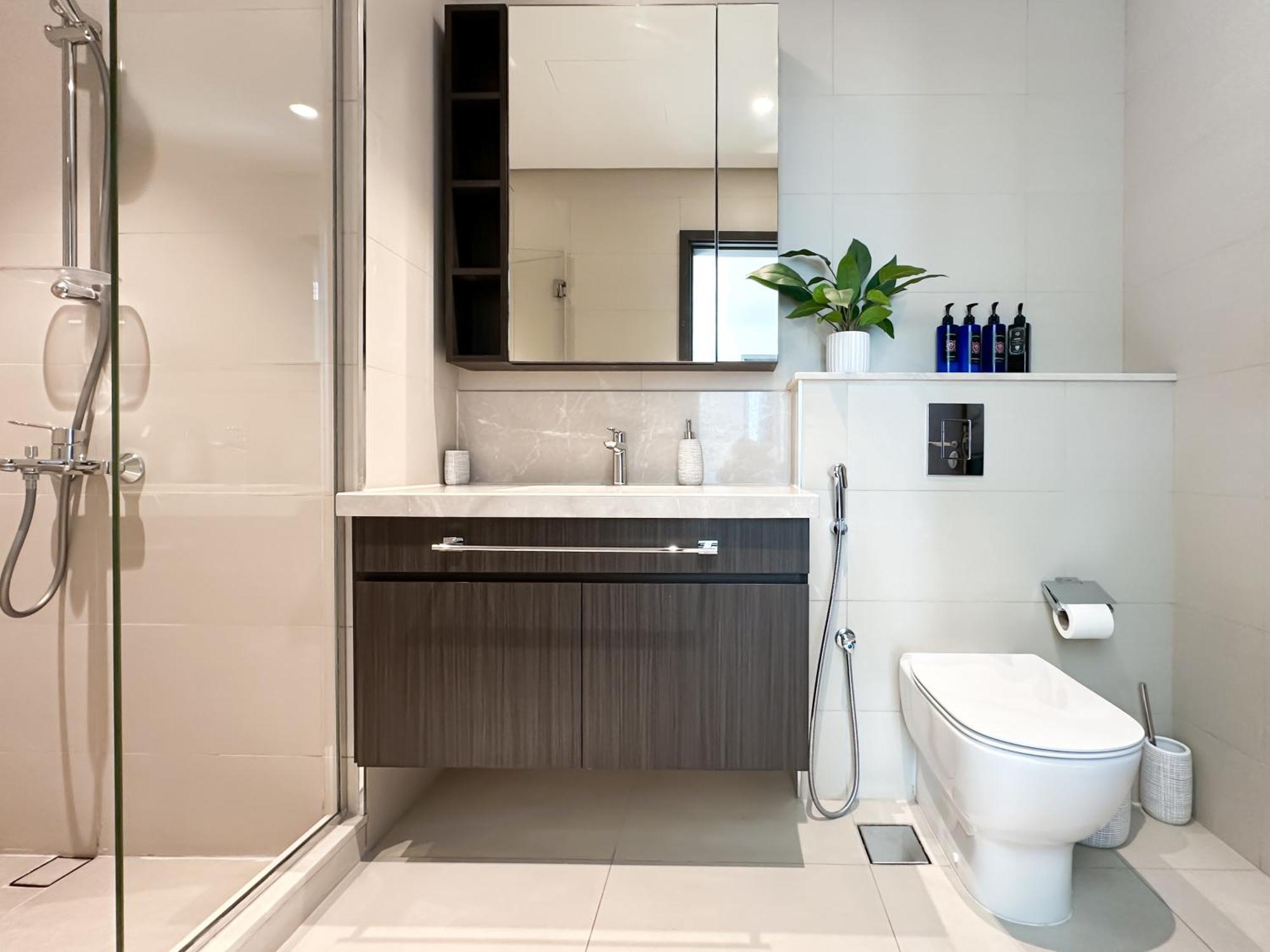 Stylish 2 Bedroom Dior-inspired Connected To Mall