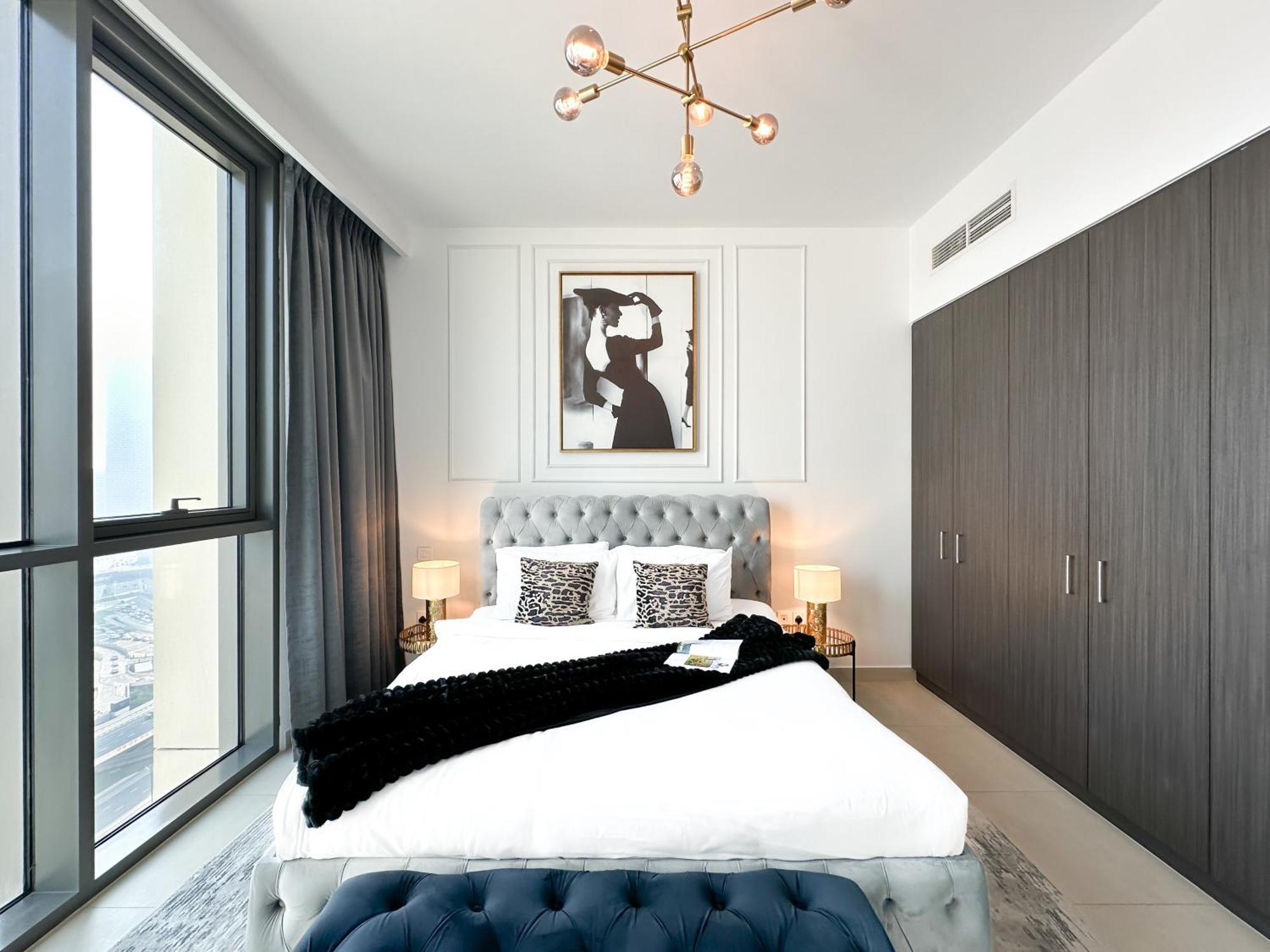 Apartment Stylish 2 Bedroom Dior-inspired Connected To Mall Dubai