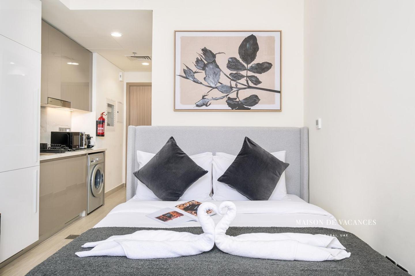 Apartment Large Balcony 10 Minutes From Mall