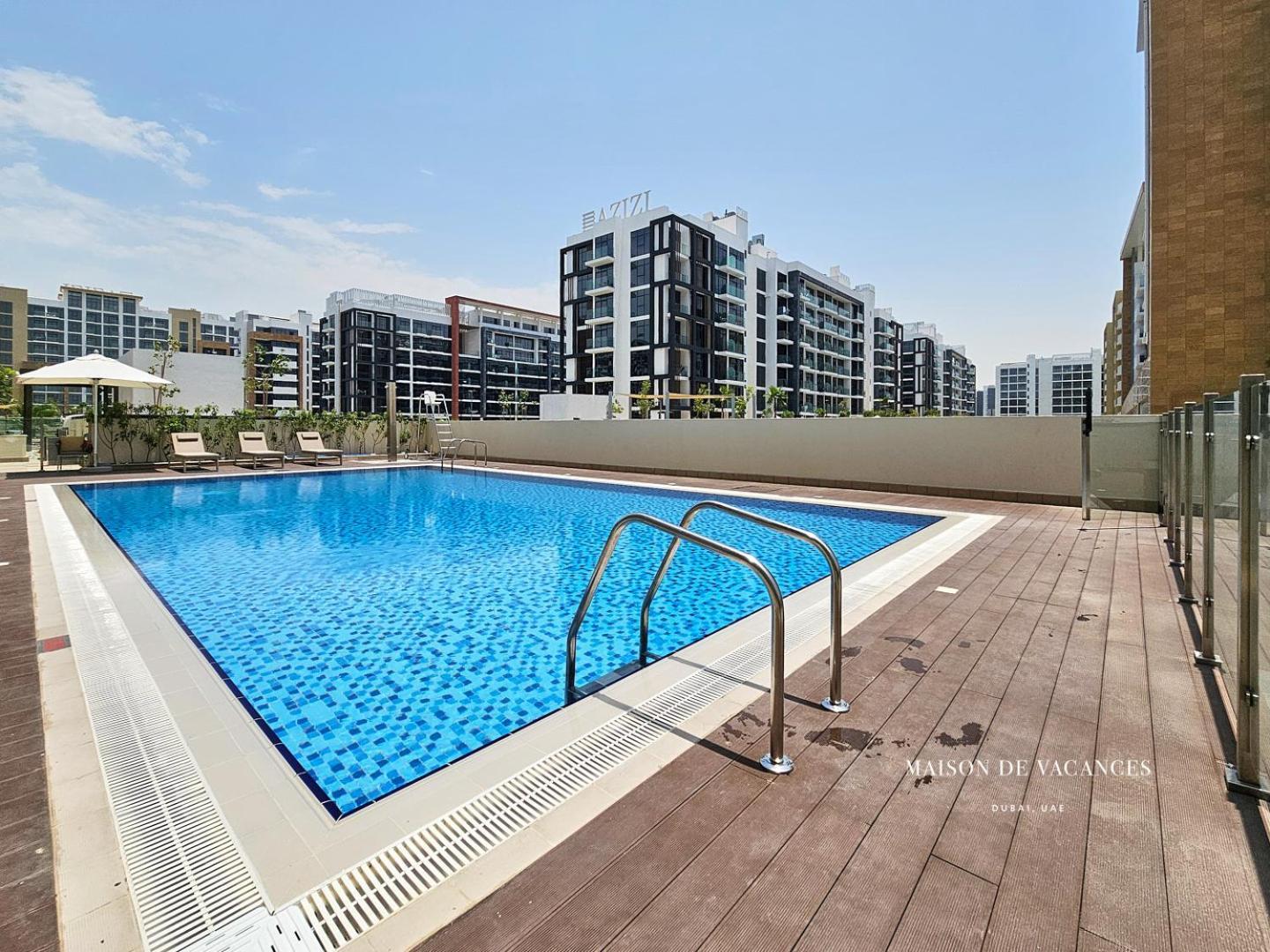 Apartment Large Balcony 10 Minutes From Mall Dubai