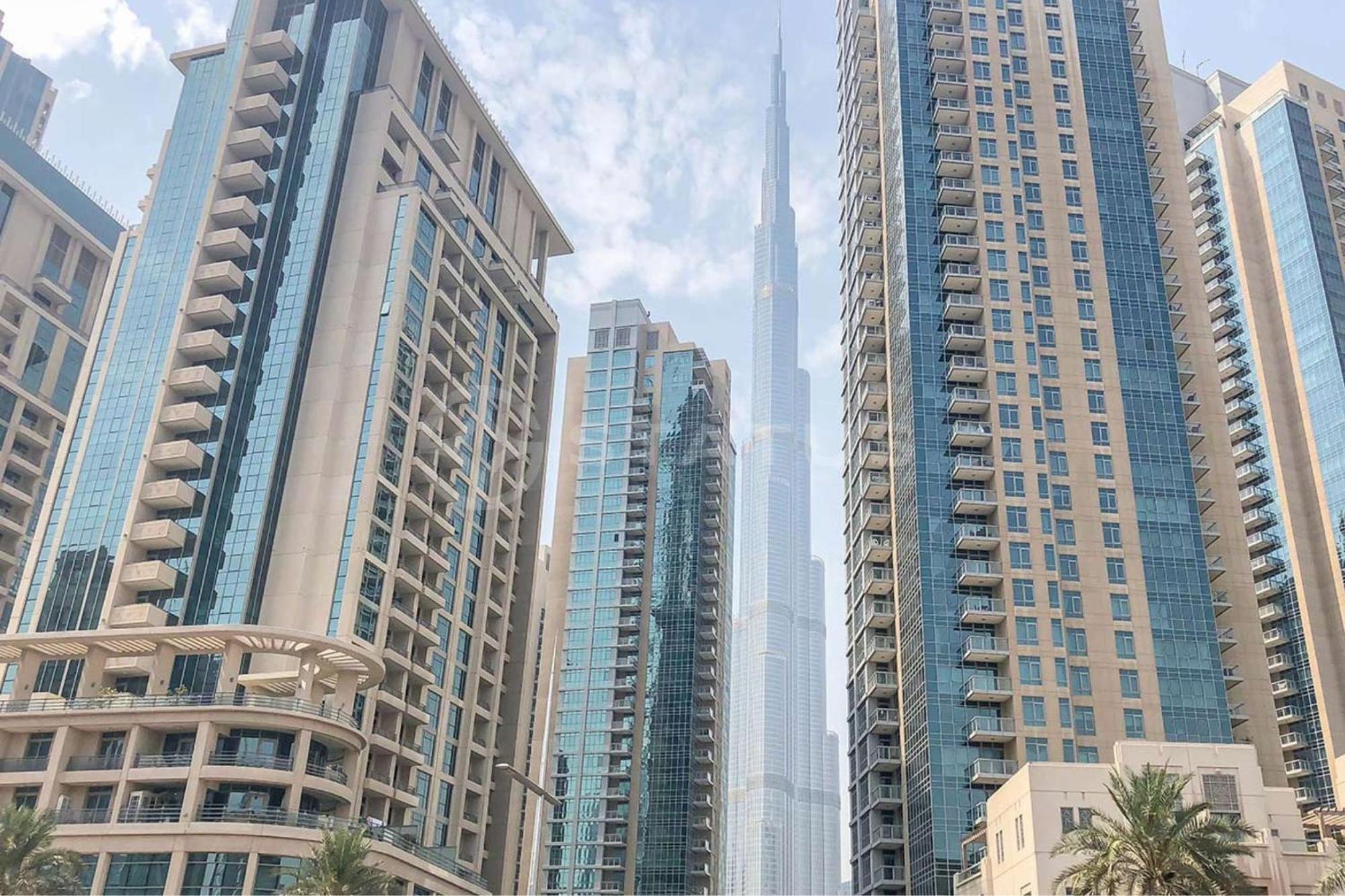 Canal View - Burj Al Najoom-l15 - Near Mall Apartment Dubai