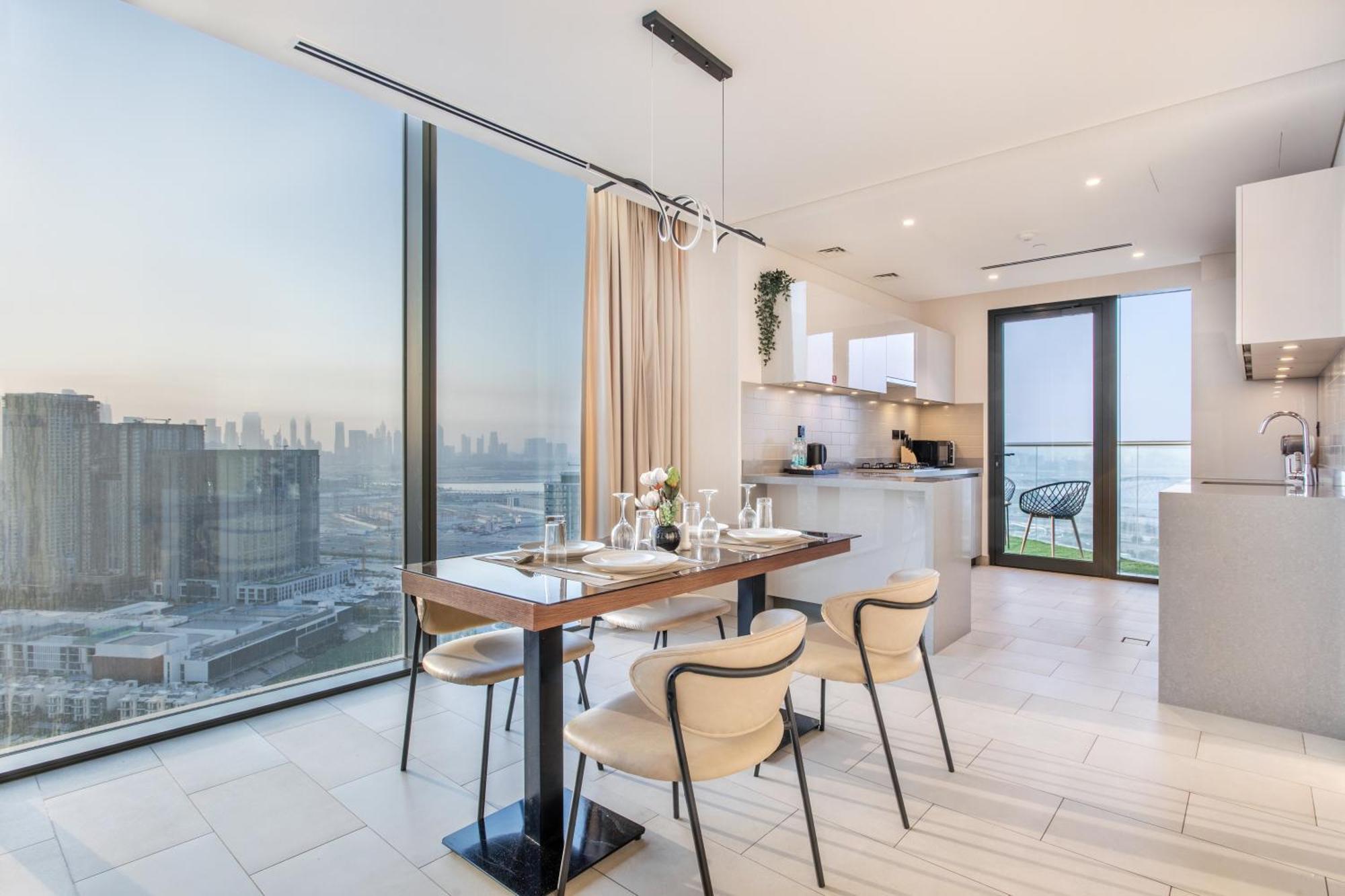 By Latinem Luxury 2br W3303 Near Burj Khalifa *