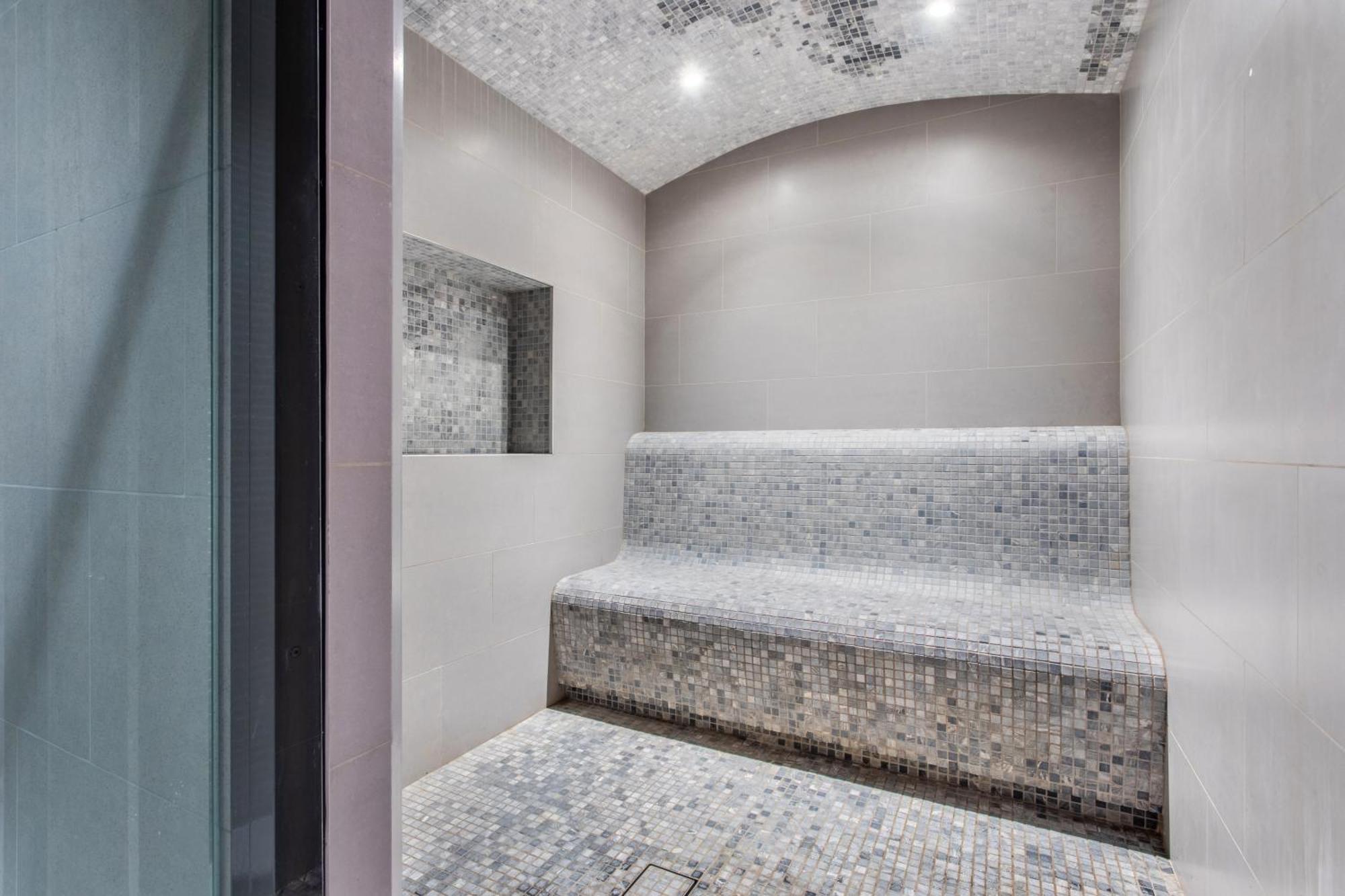 By Latinem Luxury 2br W3303 Near Burj Khalifa Apartment *