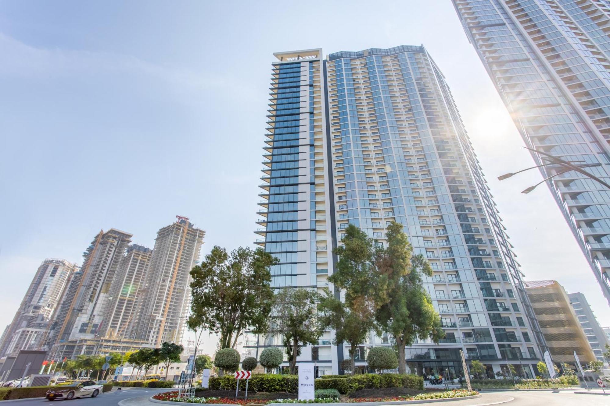 By Latinem Luxury 2br W3303 Near Burj Khalifa Apartment