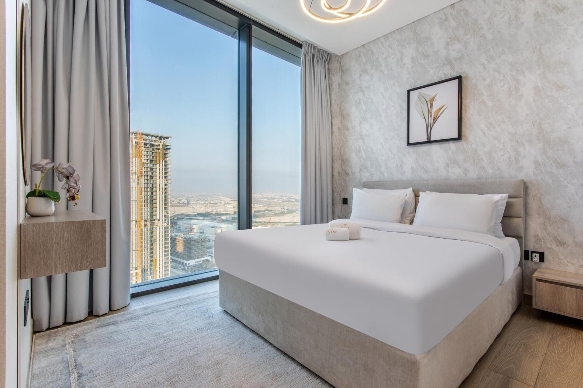 By Latinem Luxury 2br W3303 Near Burj Khalifa *