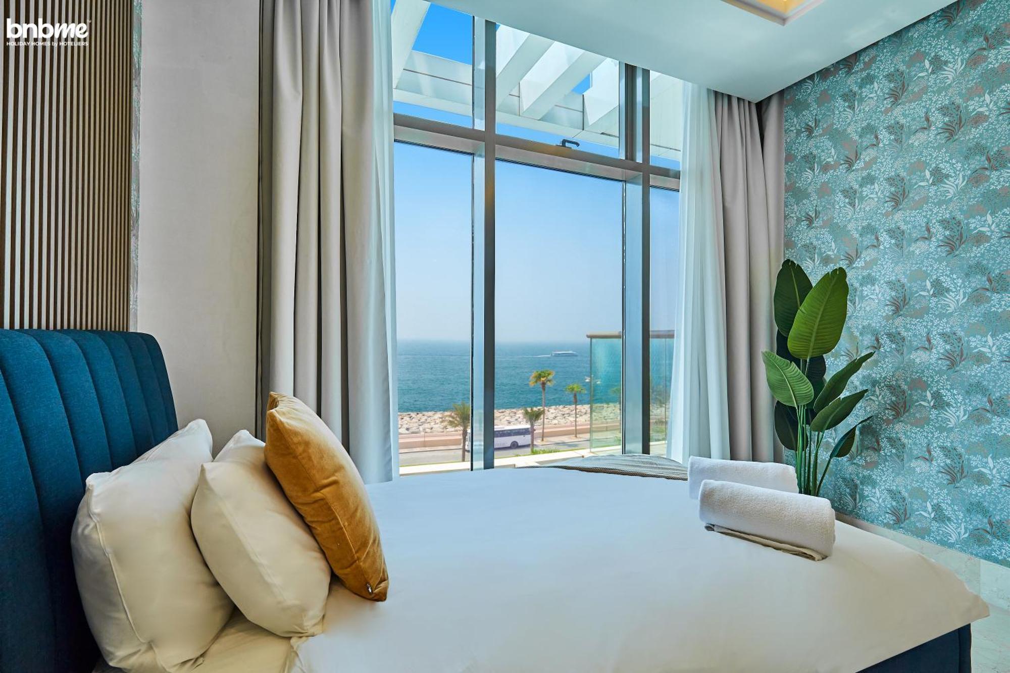 Bnbmehomes - The8 Palm * Dubai