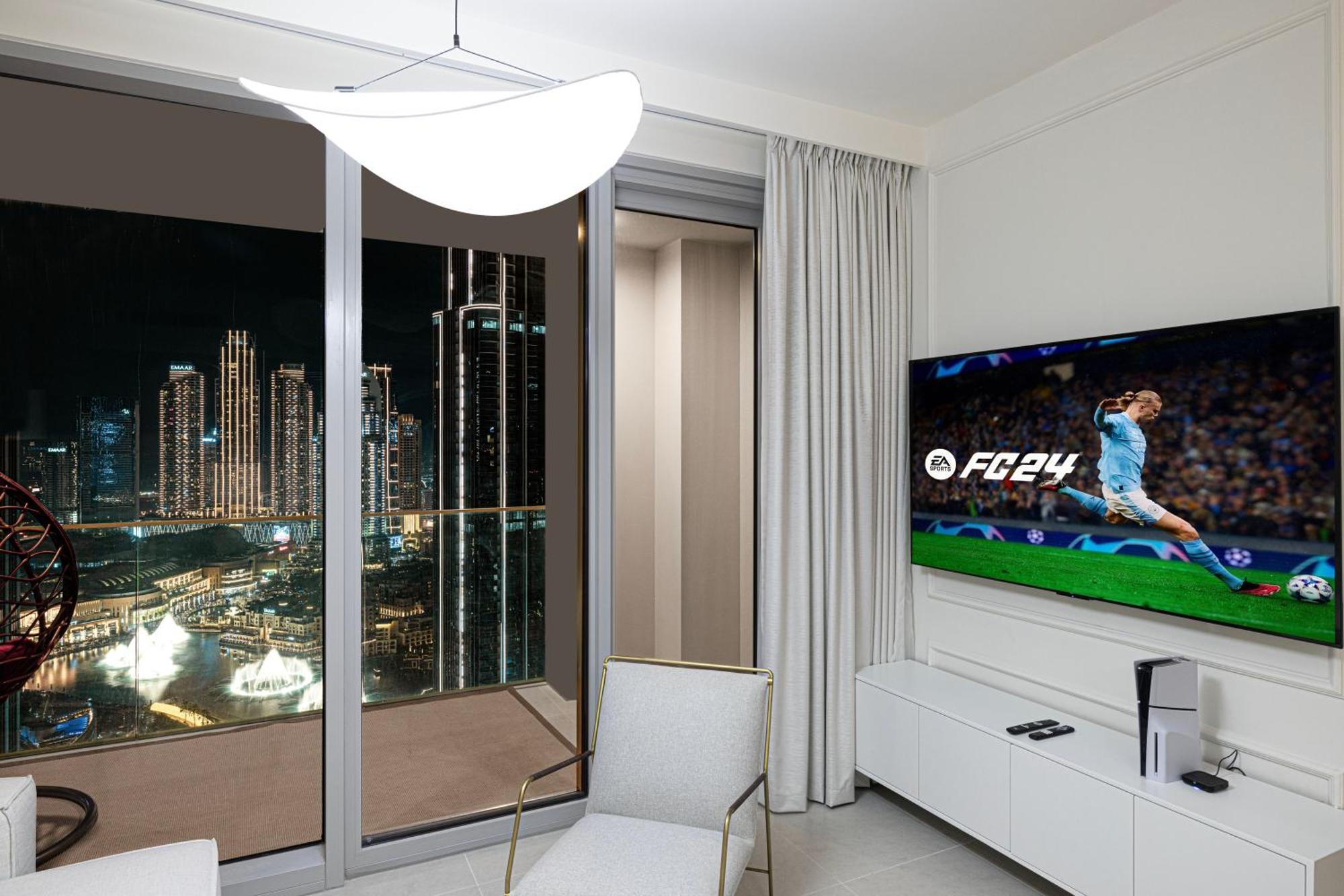 Luxury 4br Burj Khalifa & Fountain Views Apartment