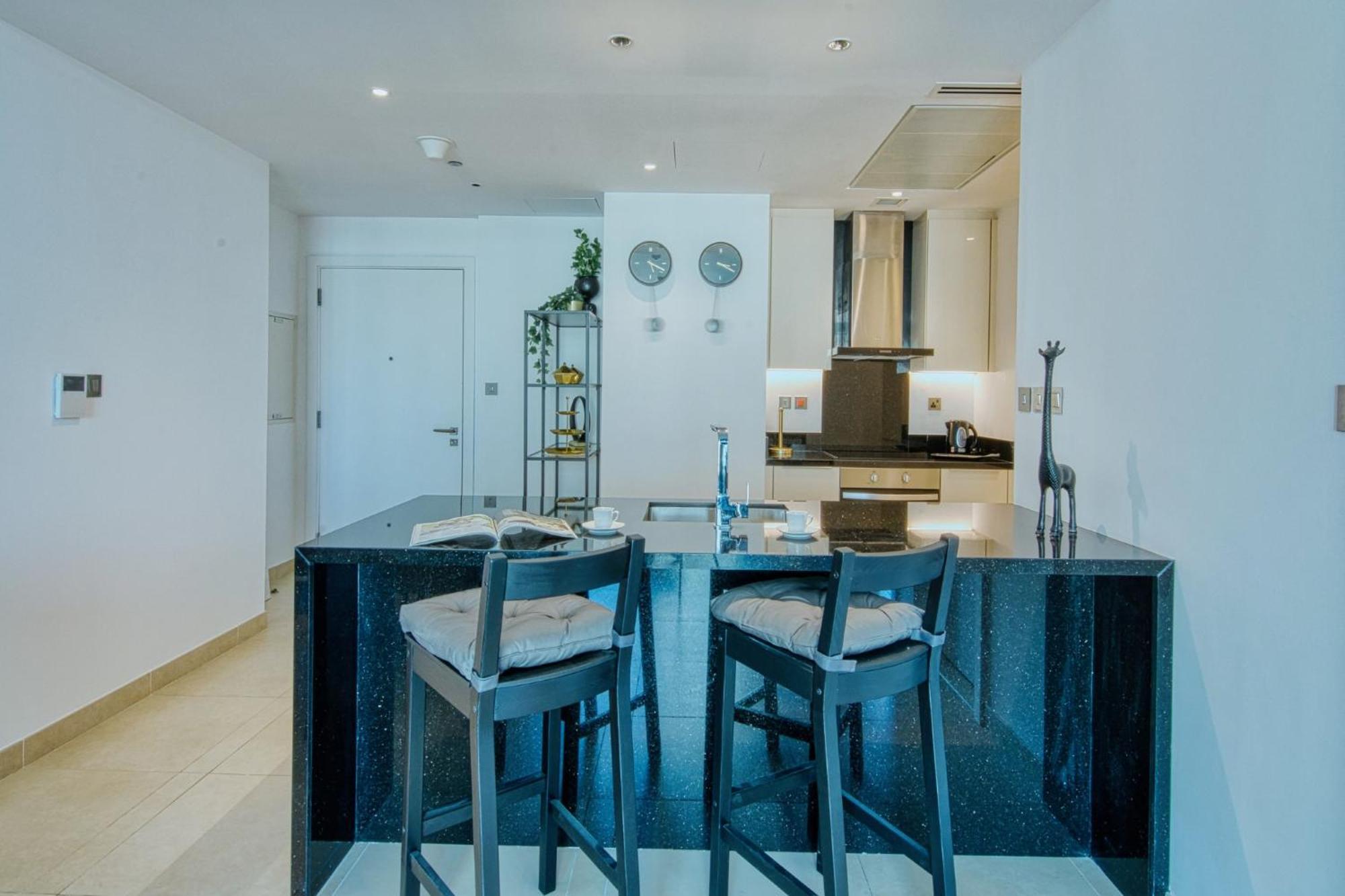 Luxury 1br In Marina Gate *