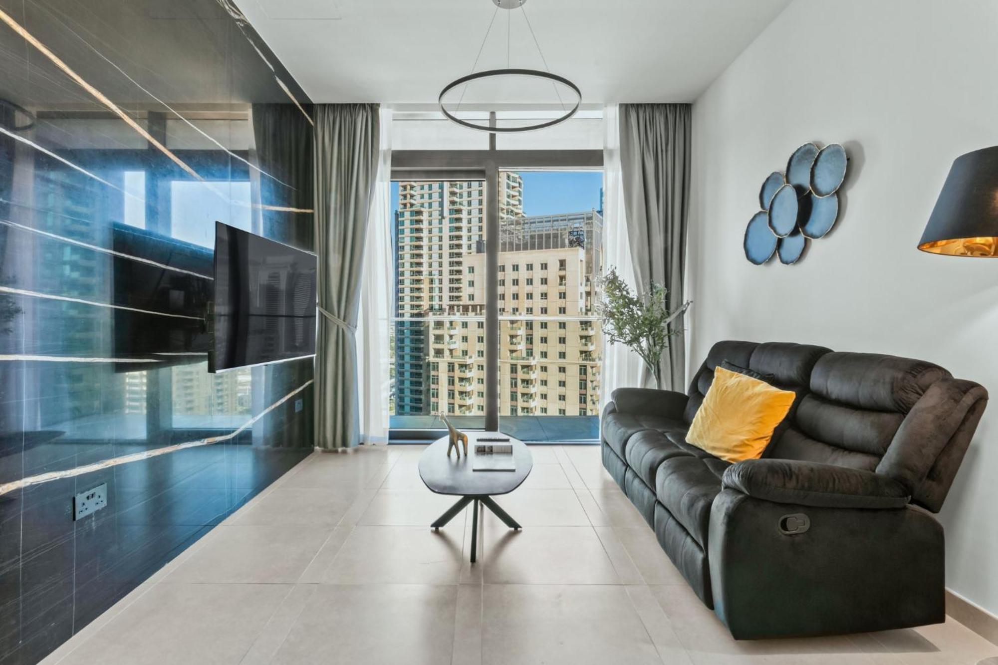 Luxury 1br In Marina Gate