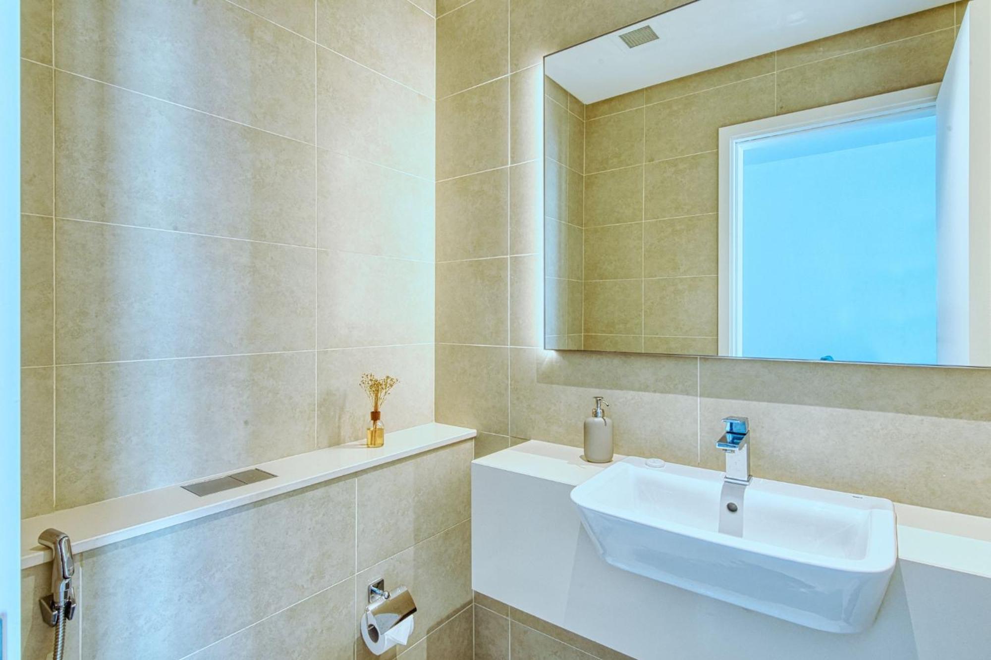 Luxury 1br In Marina Gate
