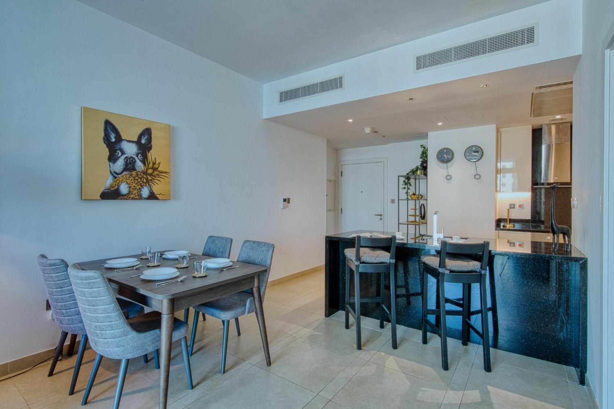 Luxury 1br In Marina Gate Apartment Dubai